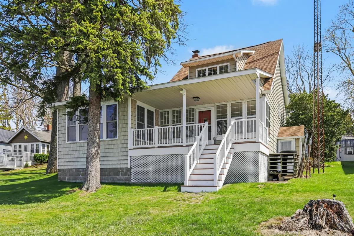 816 S Werners Landing Drive, Bronson, MI 49028 - #1