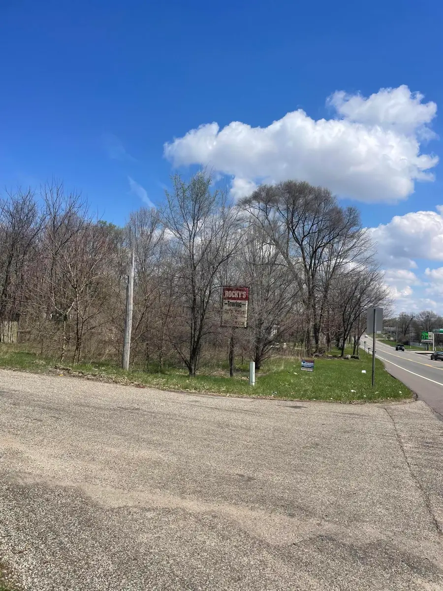E Michigan Avenue, Battle Creek, MI 49014 - #2