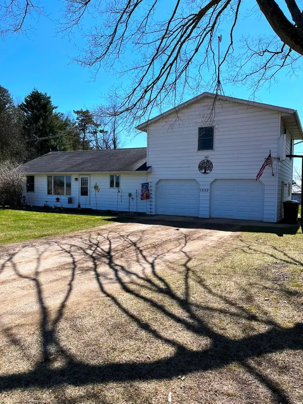 1337 21 Mile Road, Barryton, MI 49305