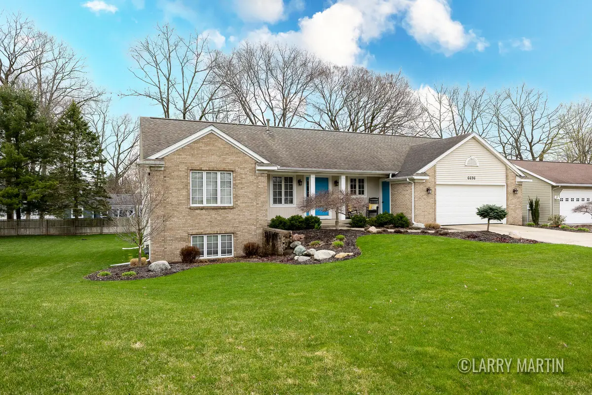 6696 City View Drive, Hudsonville, MI 49426 - #1