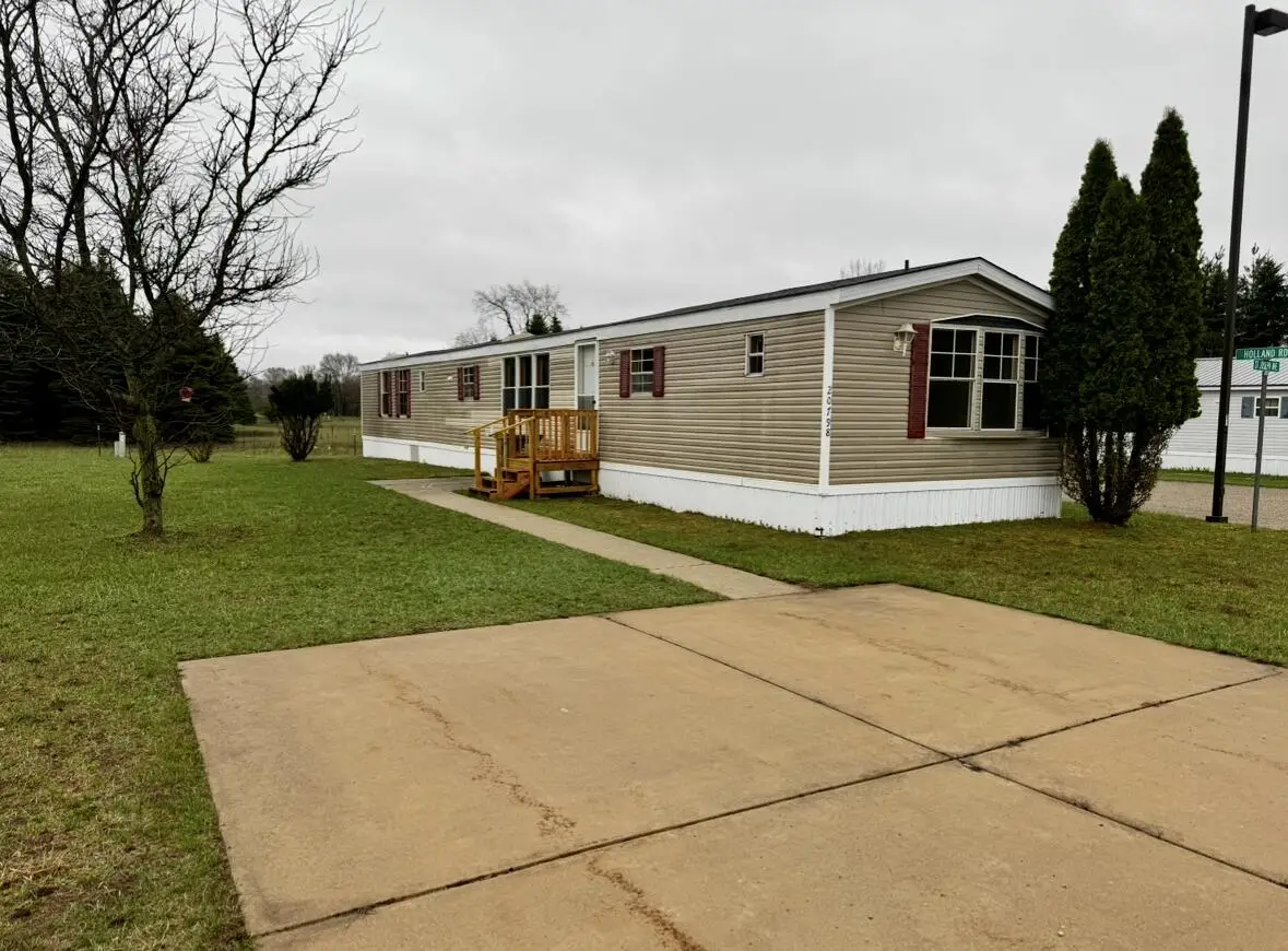 20798 Saint Joseph Avenue #lot 226, Big Rapids, MI 49307 - #1