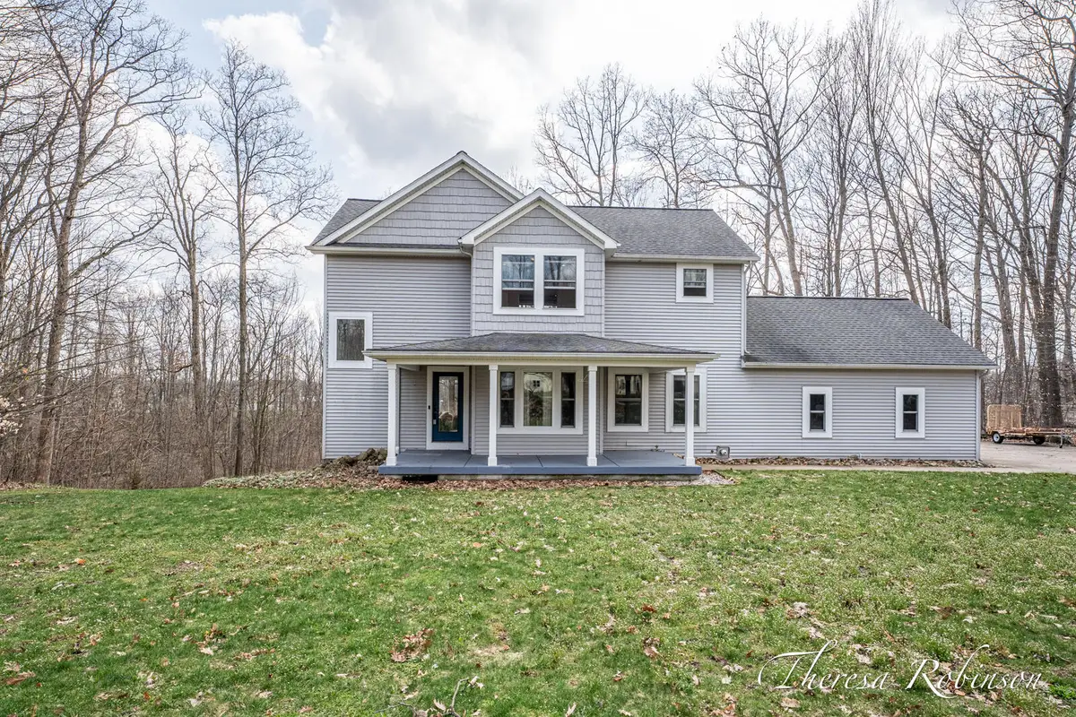 2232 Pointe North Drive Ne, Cedar Springs, MI 49319 - #1