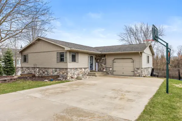 356 Birch Street, Fremont, MI 49412