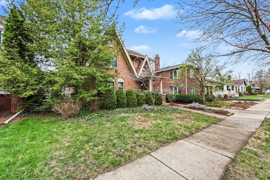 214 S Revena Boulevard, Ann Arbor, MI 48103 - #3