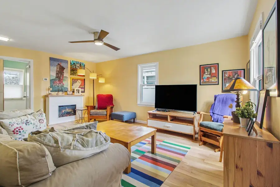 1518 Ardmoor Avenue, Ann Arbor, MI 48103 - #3