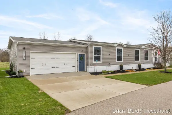 11700 Danton Drive, Allendale, MI 49401