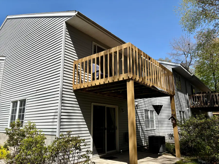 1019 Hidden Creek Drive #17, Norton Shores, MI 49441 - #3