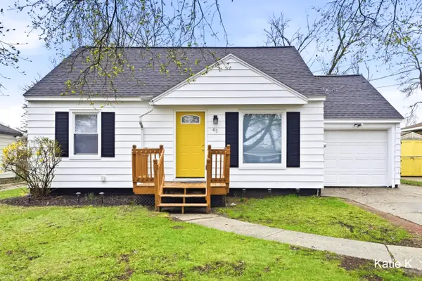 45 Avonlea Street Sw, Wyoming, MI 49548