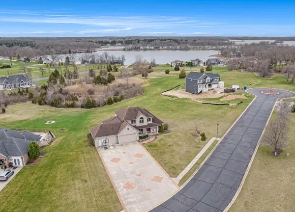 17 Coronado Drive, Jackson, MI 49201