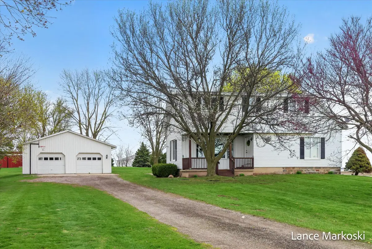 1585 135th Avenue, Wayland, MI 49348 - #1