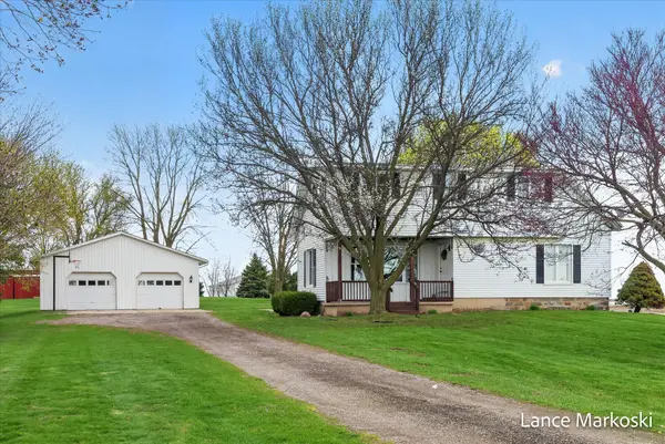 1585 135th Avenue, Wayland, MI 49348