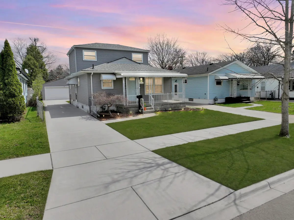4911 Detroit Street, Dearborn Heights, MI 48125 - #1