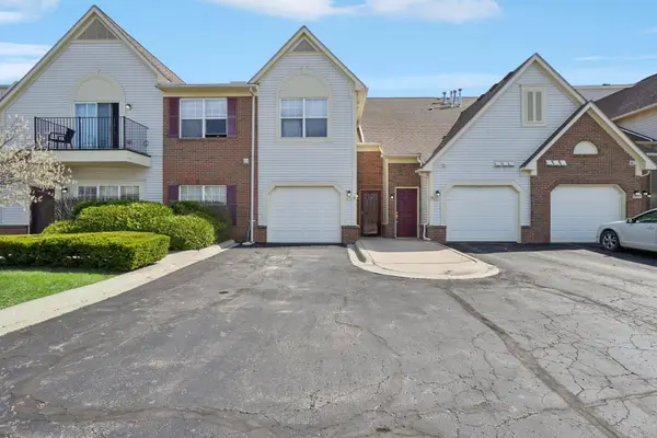 9631 Lakeside Drive #68, Ypsilanti, MI 48197