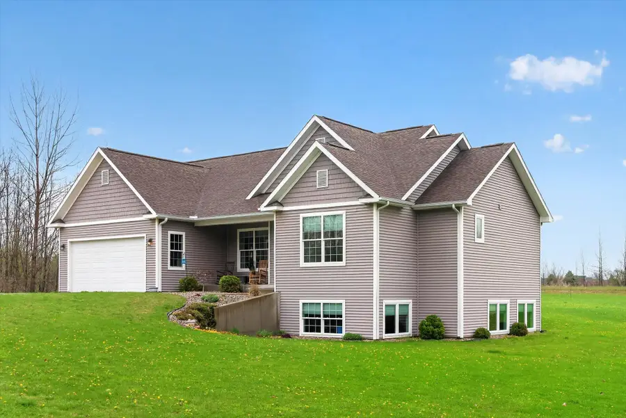 6310 N 32nd Street, Richland, MI 49083 - #2