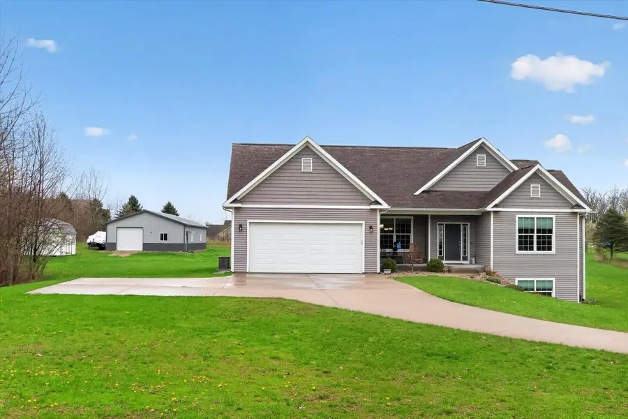 6310 N 32nd Street, Richland, MI 49083 - #3
