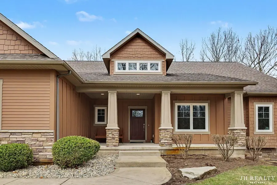 2627 Oak Highland Court Se, Lowell, MI 49331 - #3