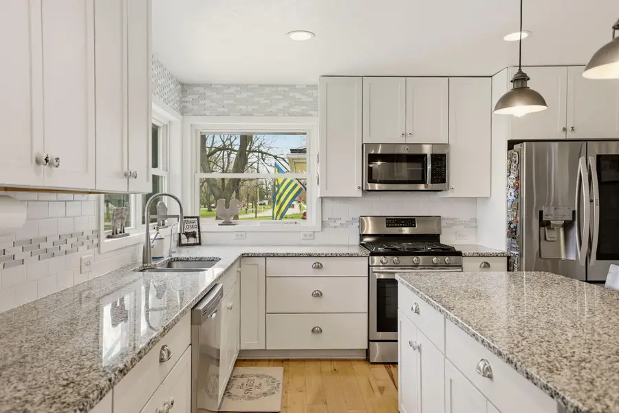 505 Eaton Street, Breckenridge, MI 48615 - #3