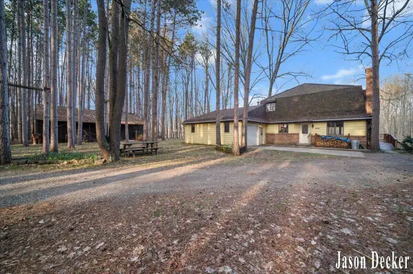 15594 Ritchie Avenue Ne, Cedar Springs, MI 49319