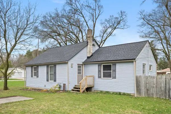 2505 Rogue River Road Ne, Belmont, MI 49306