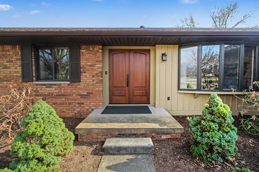 8409 Crestshire Drive, Ypsilanti, MI 48197 - #3