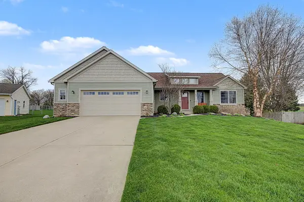 7768 Berrybrook Court Se, Byron Center, MI 49315