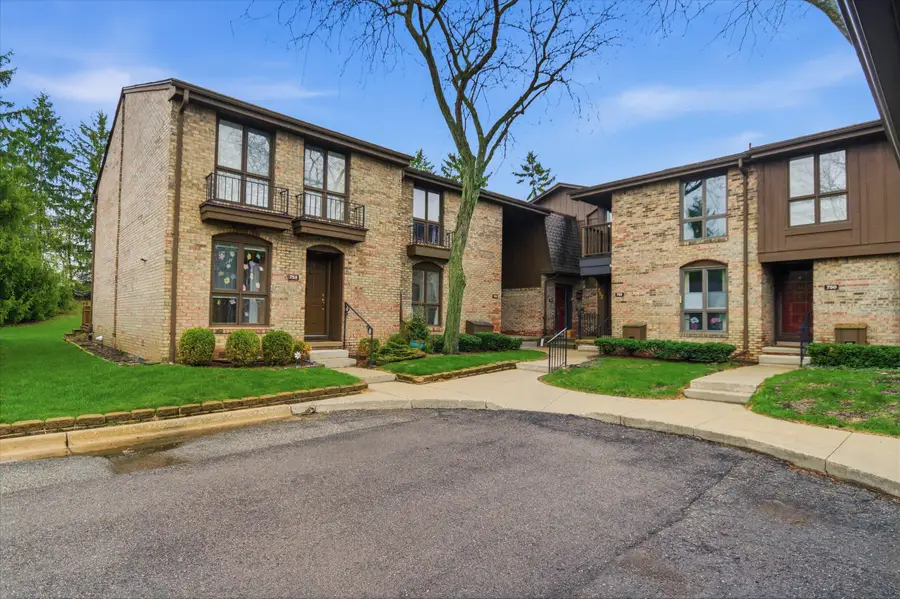756 Greenhills Drive, Ann Arbor, MI 48105 - #2
