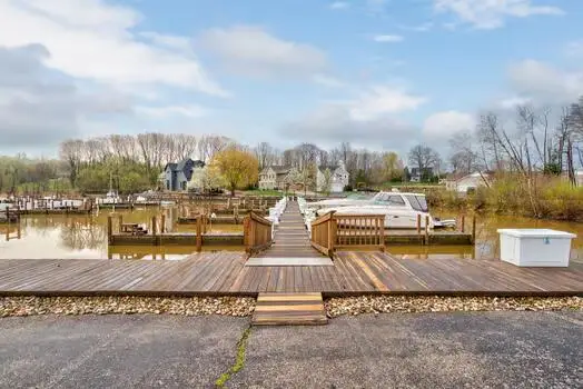 500 Virginia Avenue #70, South Haven, MI 49090