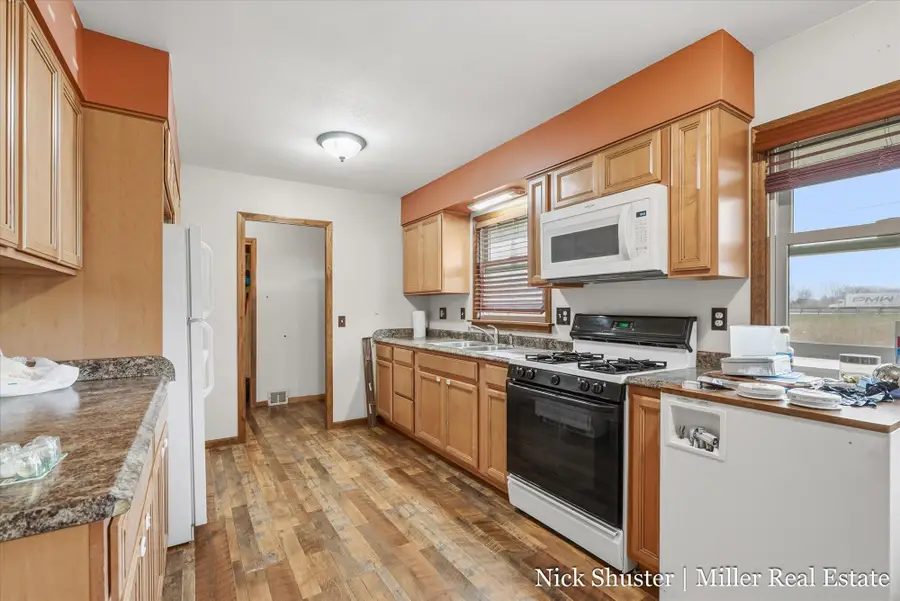 5375 Lansing Road, Charlotte, MI 48813 - #3