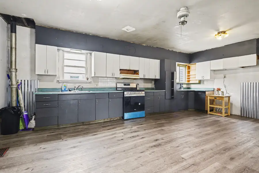 94 N Sprague Street, Coldwater, MI 49036 - #2