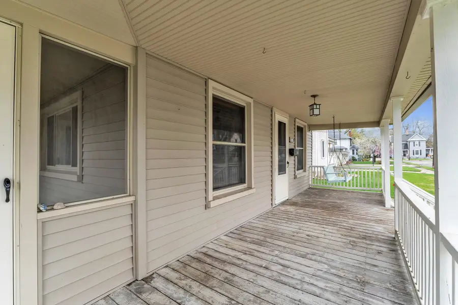 30 E 2nd Street, Milan, MI 48160 - #3