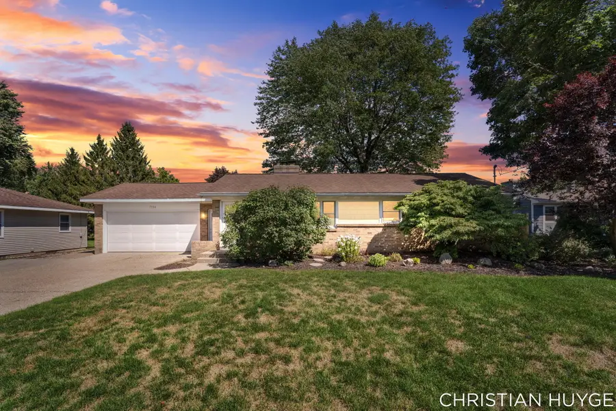 7126 Willard Avenue Se, Grand Rapids, MI 49548 - #2