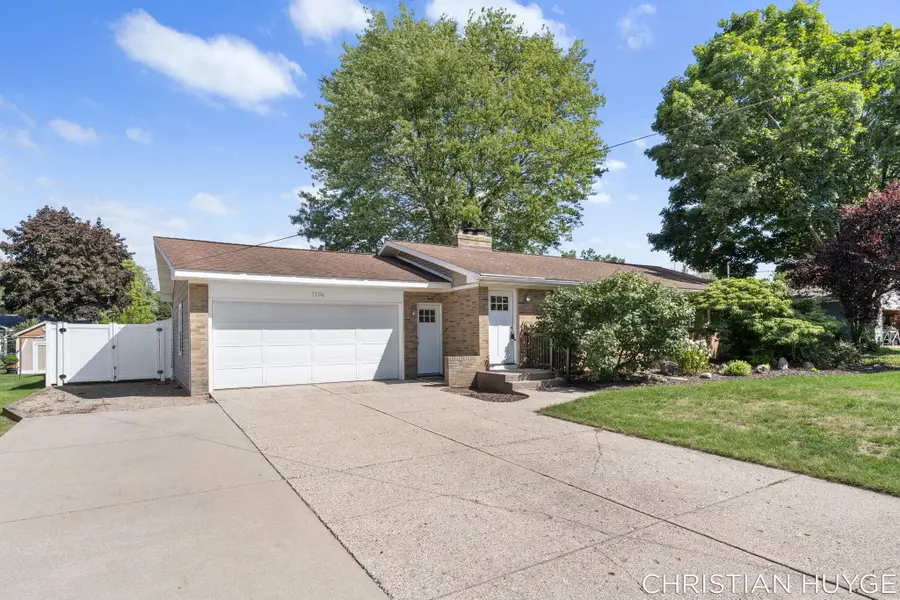 7126 Willard Avenue Se, Grand Rapids, MI 49548 - #3