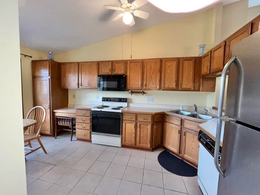 6515 Brook Trail, Lansing, MI 48917 - #3
