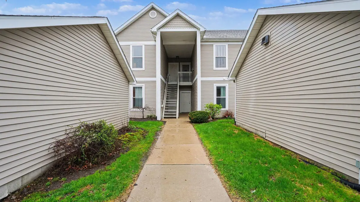1492 Fox Pointe Circle, Ann Arbor, MI 48108 - #1