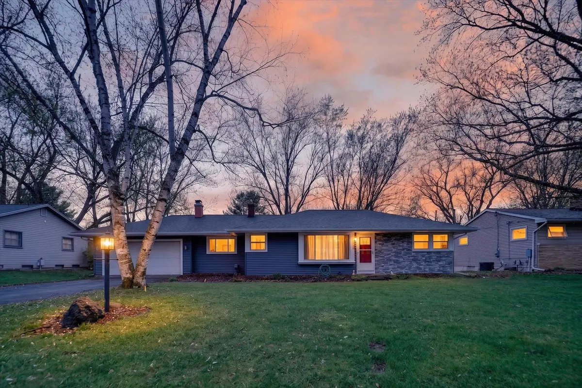 2520 Dorvin Drive, Jackson, MI 49201 - #1