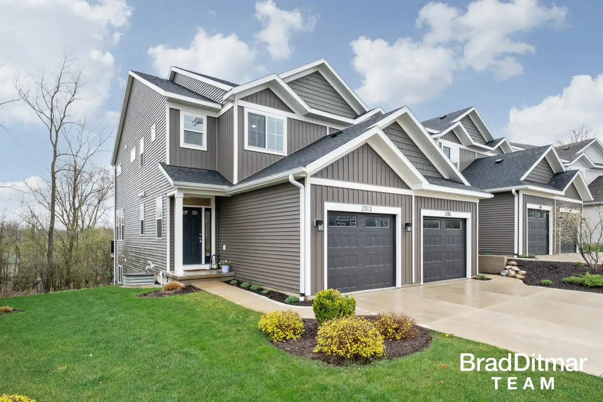 2313 Watertown Way Ne #22, Grand Rapids, MI 49505 - #1