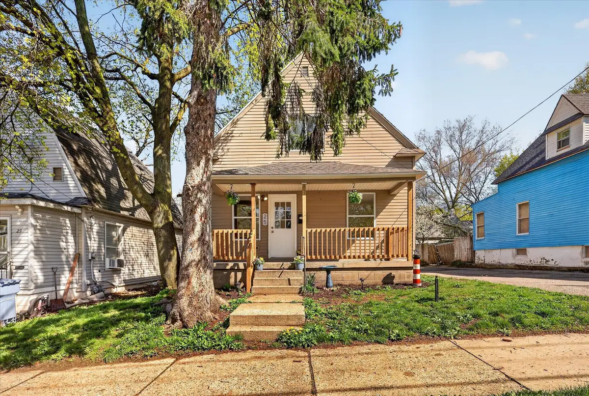25 Palmer Street Nw, Grand Rapids, MI 49505 - #1
