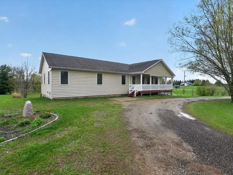 2255 N Portage Road, Jackson, MI 49201 - #2