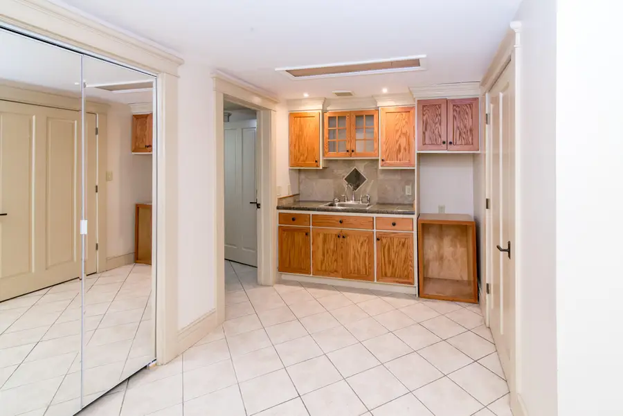 1928 Lorraine Place, Ann Arbor, MI 48104 - #3