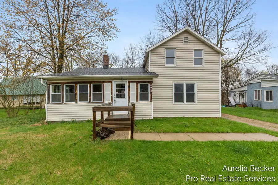 425 S Cedar Street, Allegan, MI 49010 - #3