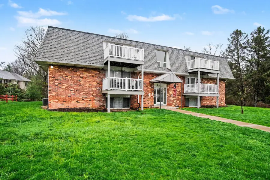 6712 Cascade Road Se #15, Grand Rapids, MI 49546 - #2