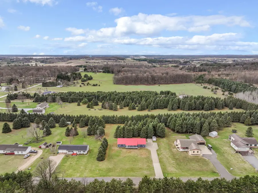 5340 S 45 1/2, Cadillac, MI 49601 - #2