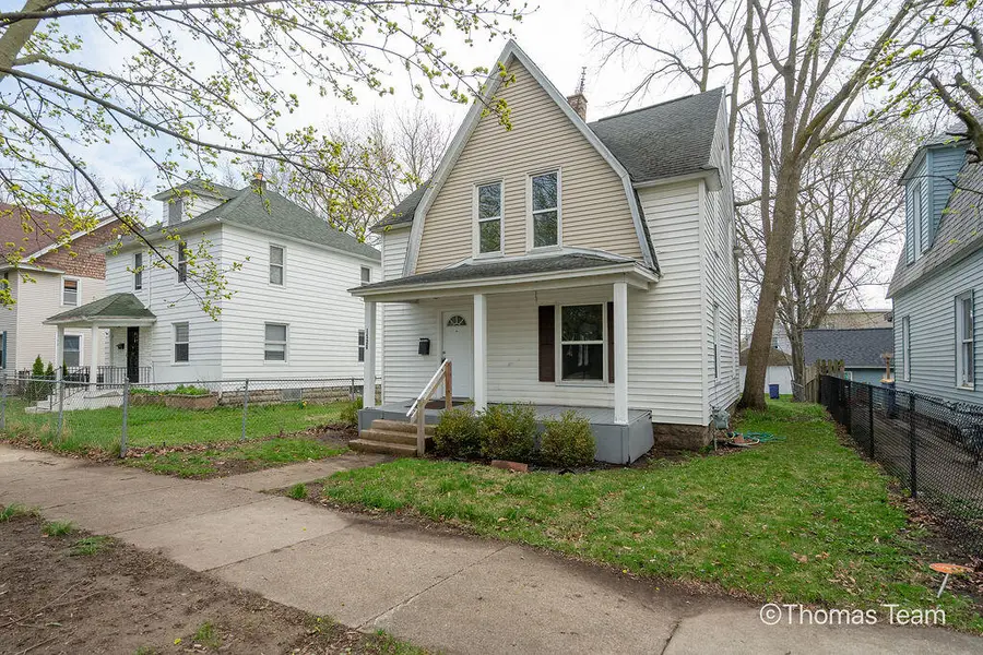 1528 Hamilton Avenue Nw, Grand Rapids, MI 49504 - #2