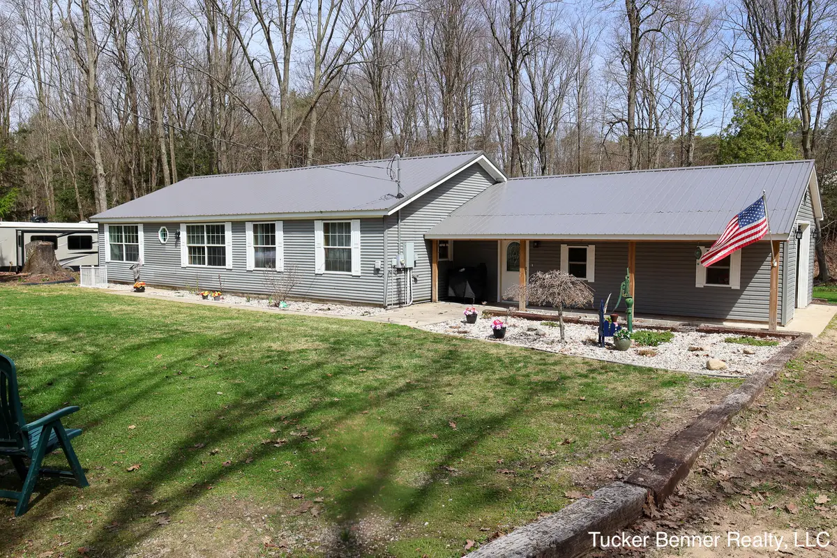 3696 S Cobmoosa Trail, Hesperia, MI 49421 - #1