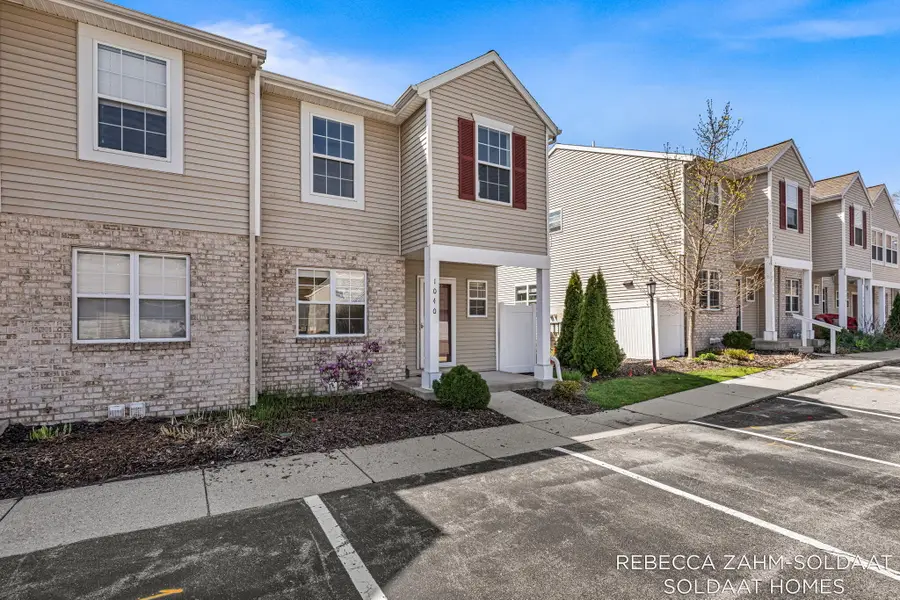 1040 Ada Place Drive Se, Grand Rapids, MI 49546 - #2