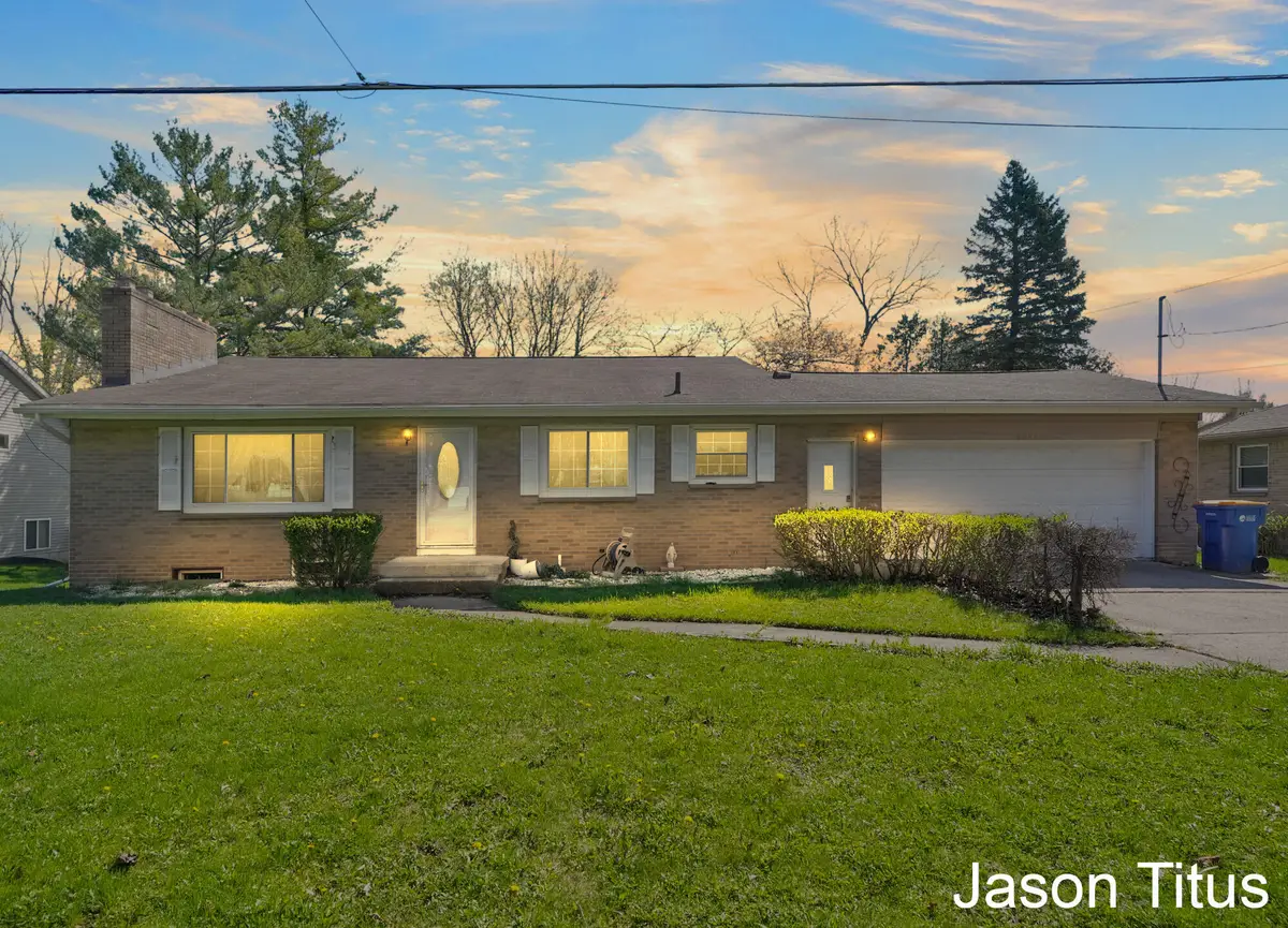 1696 Ball Avenue Ne, Grand Rapids, MI 49505 - #1