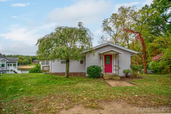 6342 Old Allegan Road, Saugatuck, MI 49453