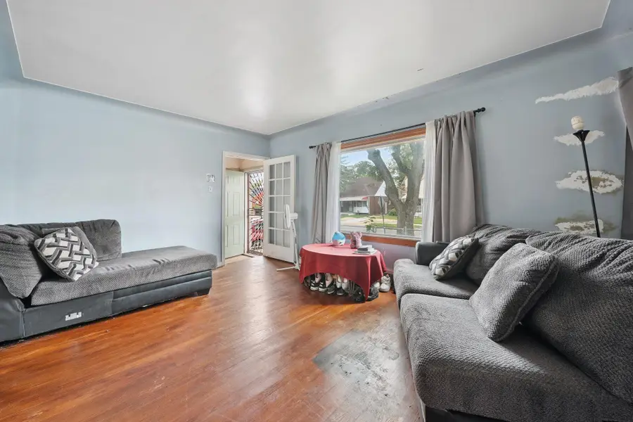 17360 Mansfield Street, Detroit, MI 48235 - #3