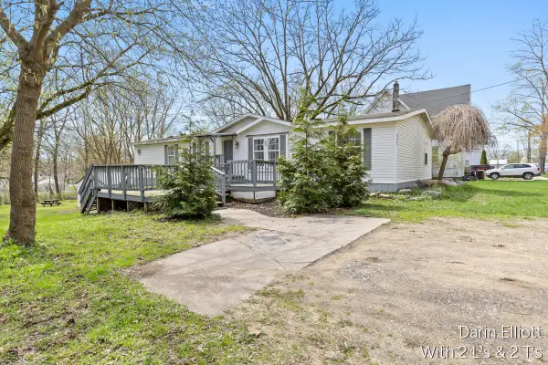 633 E Main Street, Ionia, MI 48846