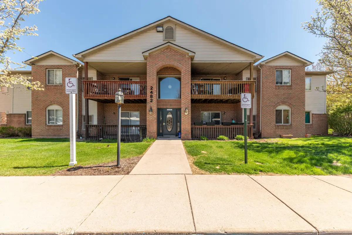 2482 Eagles Circle #6, Ypsilanti, MI 48197 - #1